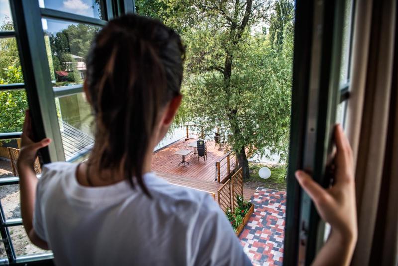 Vakvarju Csonakhaz By Nw Boedapest Buitenkant foto